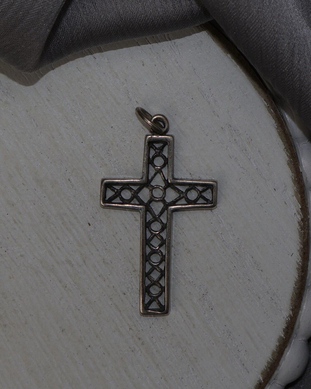 Vintage Sterling Silver Cross Pendant 2.4G / 1.5in